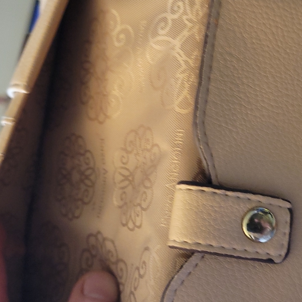 Enzo Angiolini - Picture 5 of 6